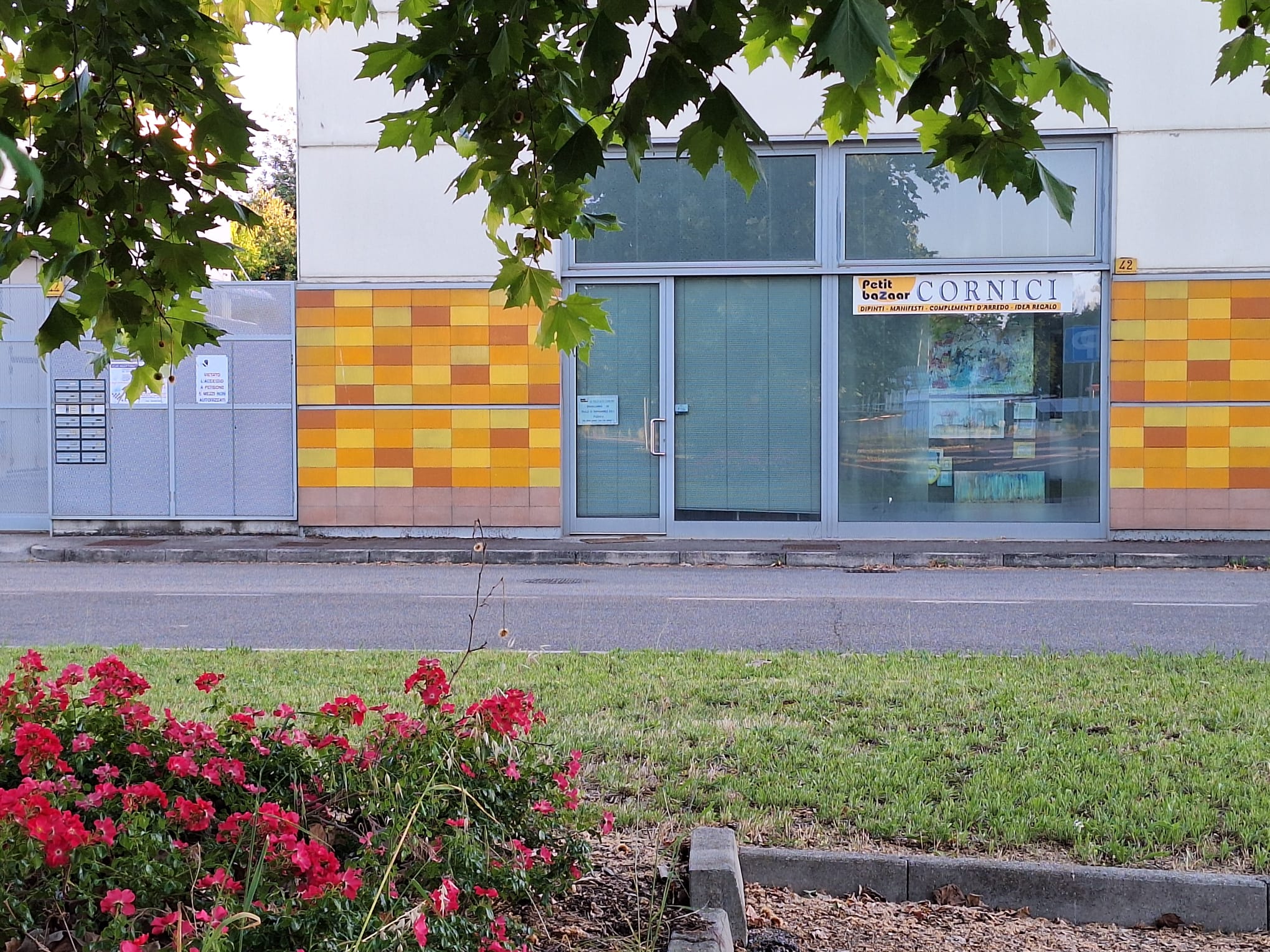 Negozio di cornici a Faenza - Petit Bazaar Cornici